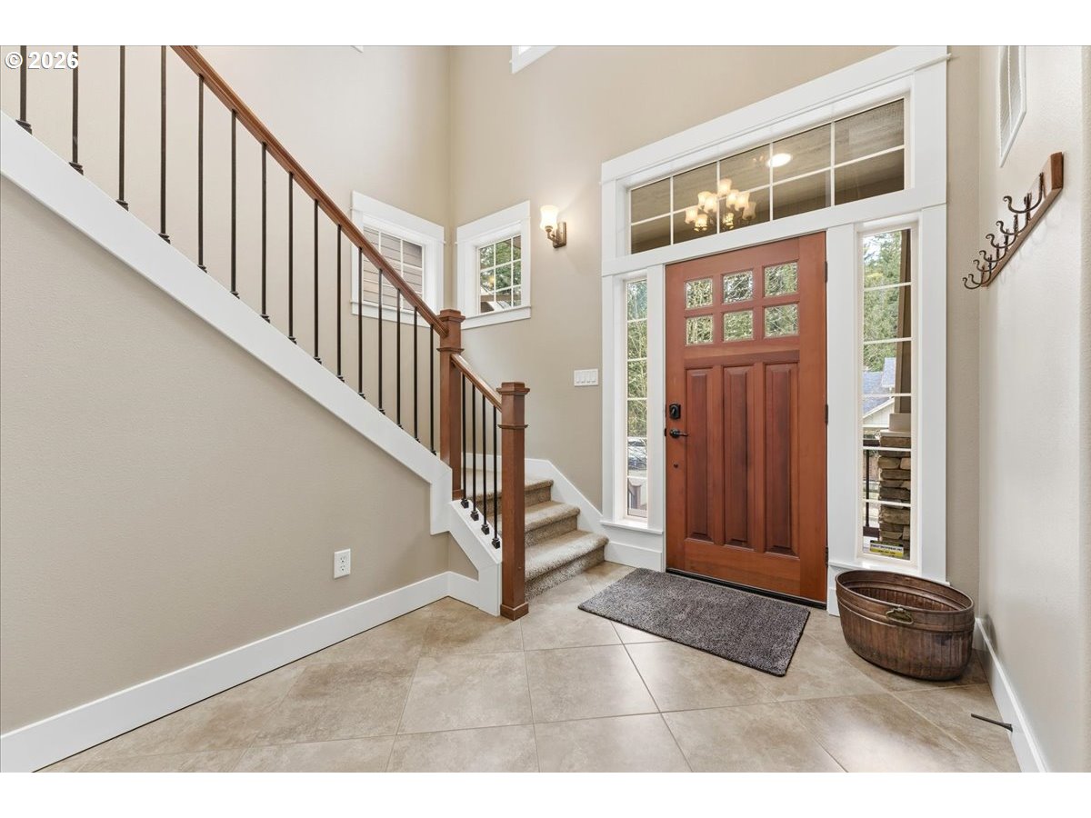 35810 Chinook Street Sandy, OR 97055 - Photo 2 of 47