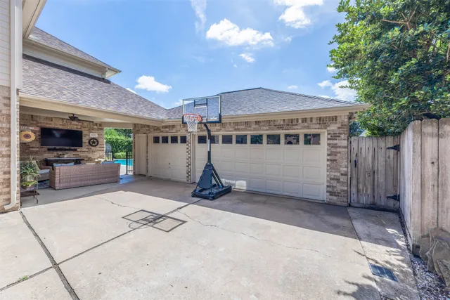 $650,000 | 1107 Flagmore Drive, Katy, TX 77450
