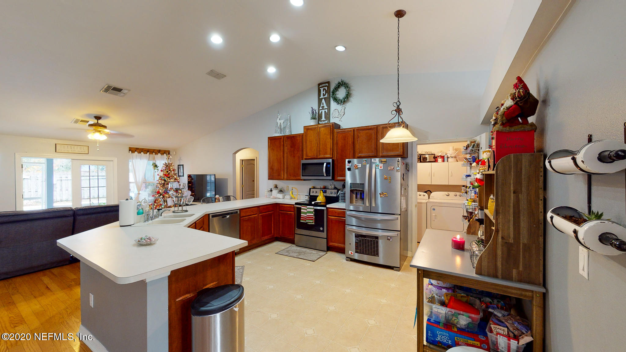 10153 Rising Mist Lane Jacksonville, FL 32221 - Photo 10 of 48 Kitchen