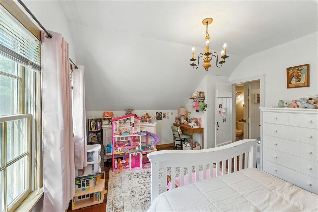 7 Davis Road Auburn, MA 01501 - Photo 23 of 42 Gallery Image 23
