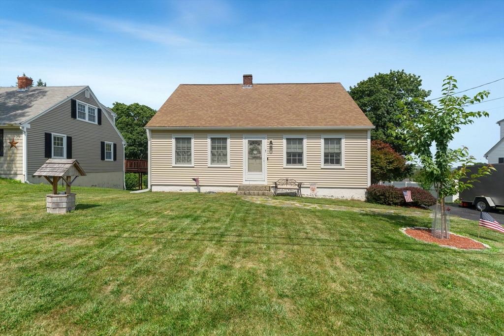 7 Davis Road Auburn, MA 01501 - Photo 33 of 42 Gallery Image 33