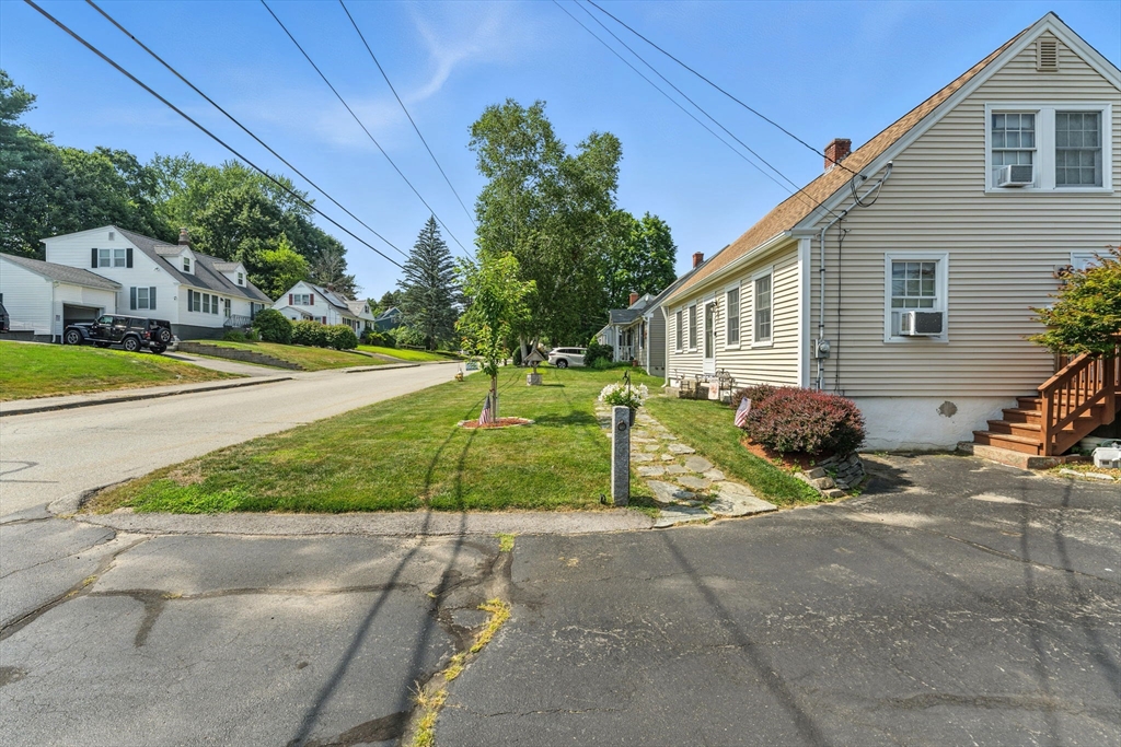 7 Davis Road Auburn, MA 01501 - Photo 35 of 42 Gallery Image 35