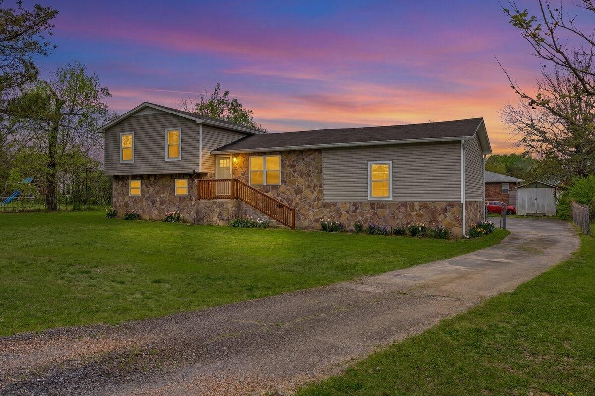 1975 Cloud Springs Road Rossville, GA 30741 - Photo 1 of 26