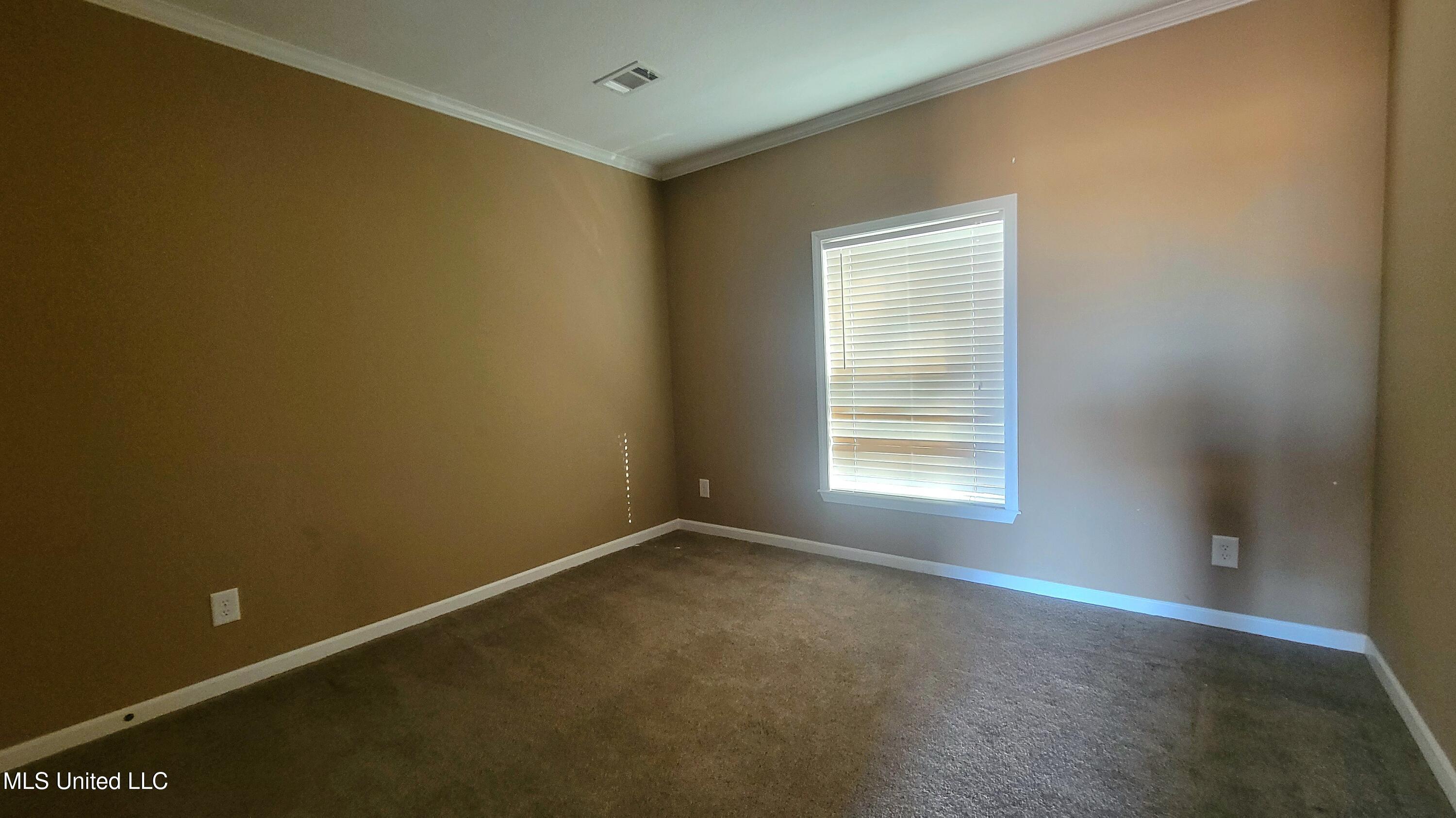 996 Montrose Road Lake, MS 39092 - Photo 19 of 22 20251220_103256