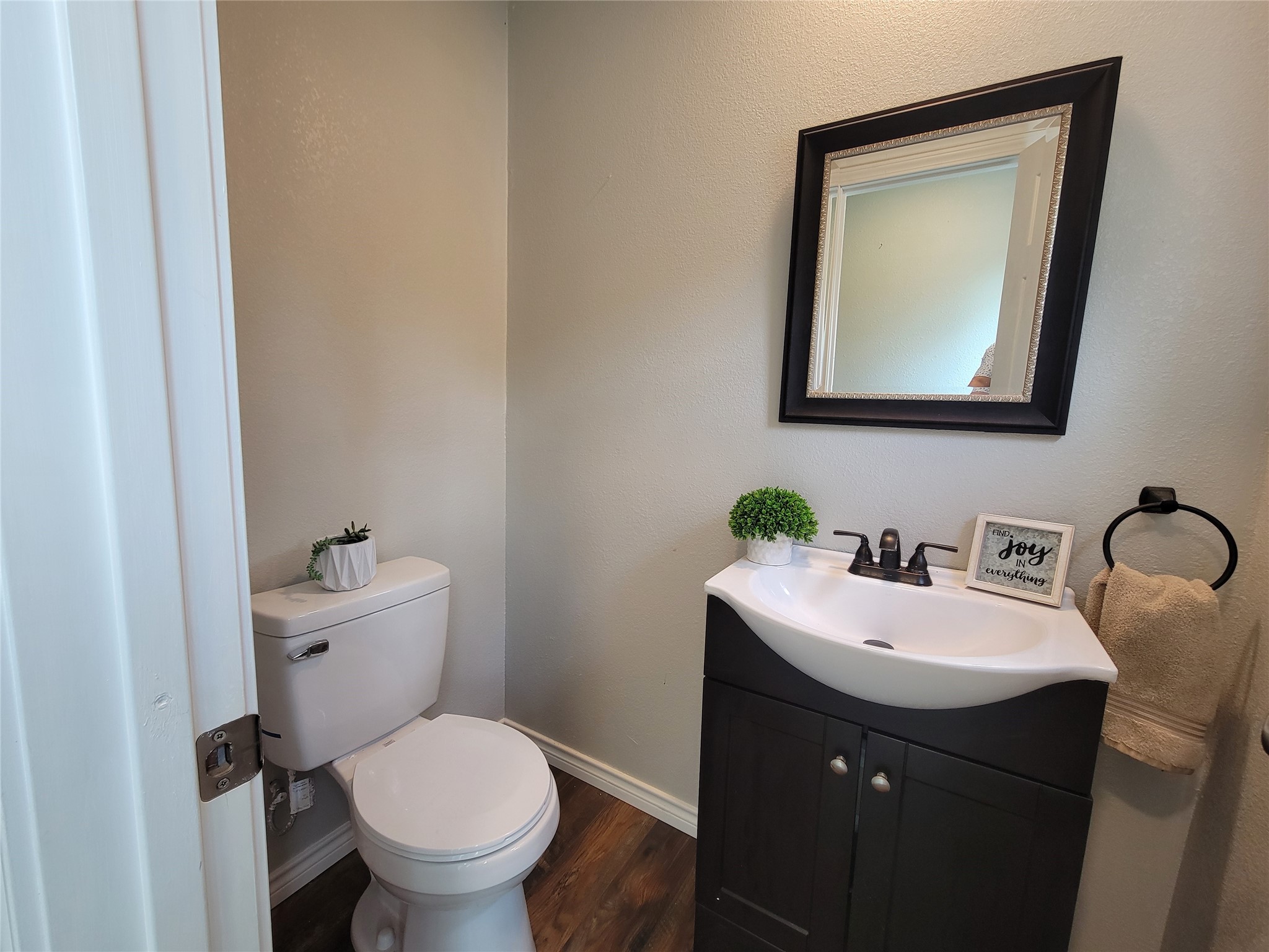 13534 Walker Road Conroe, TX 77302 - Photo 20 of 46