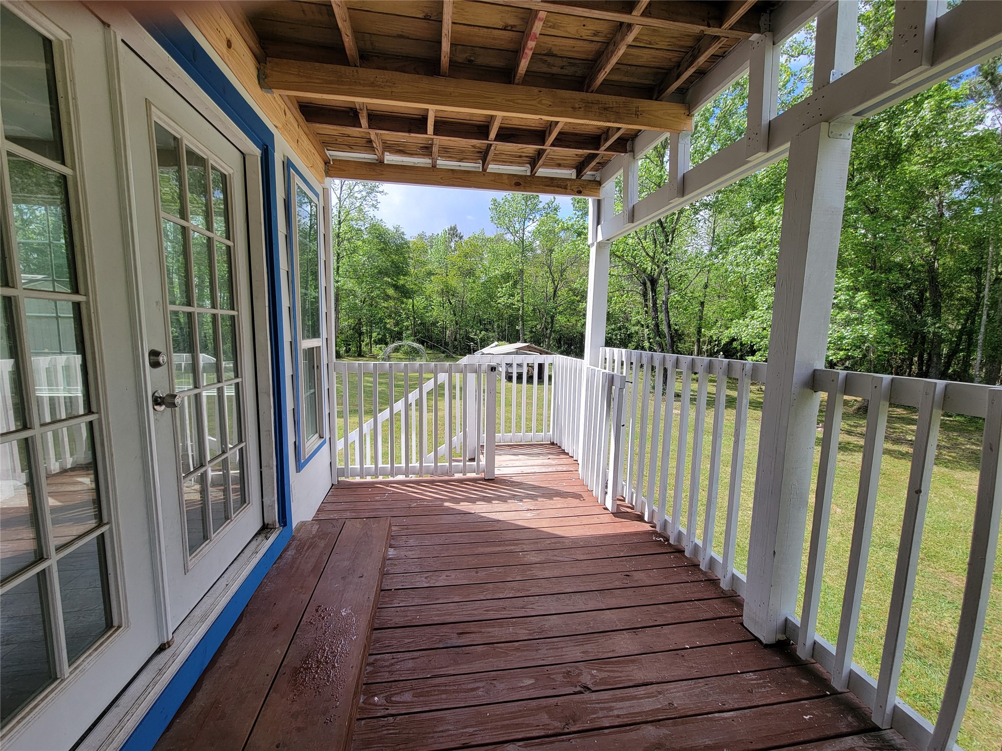 13534 Walker Road Conroe, TX 77302 - Photo 5 of 46