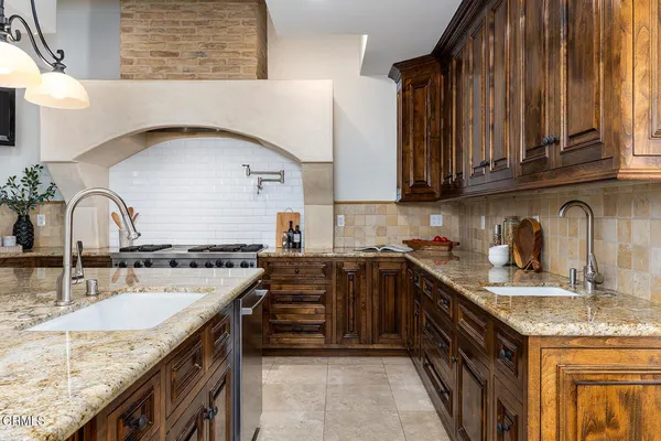 $3,995,000 | 2217 Crescent Drive, Altadena, CA 91001