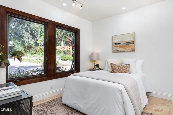 $3,995,000 | 2217 Crescent Drive, Altadena, CA 91001