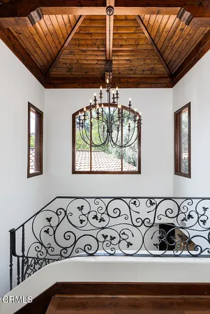 $3,995,000 | 2217 Crescent Drive, Altadena, CA 91001