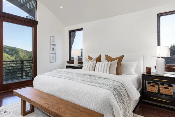 $3,995,000 | 2217 Crescent Drive, Altadena, CA 91001