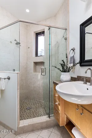 $3,995,000 | 2217 Crescent Drive, Altadena, CA 91001