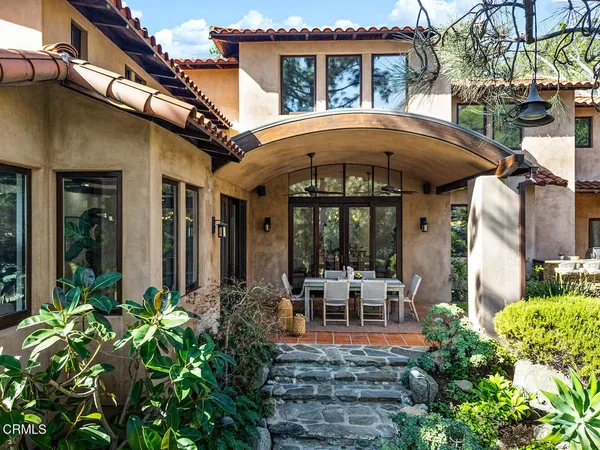 $3,995,000 | 2217 Crescent Drive, Altadena, CA 91001
