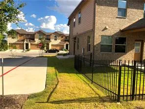 $1,875 | 1001 Zodiac Lane, Unit 58, Round Rock, TX 78665
