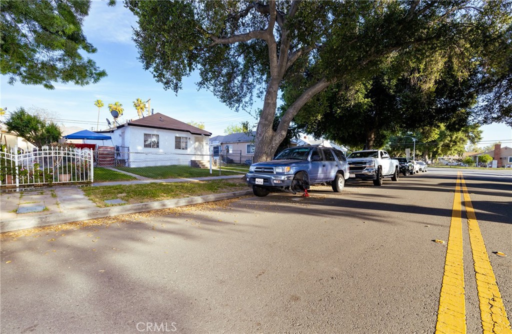 4156 Dwight Avenue Riverside, CA 92507 - Photo 8 of 8 a view of a fountain with a patio