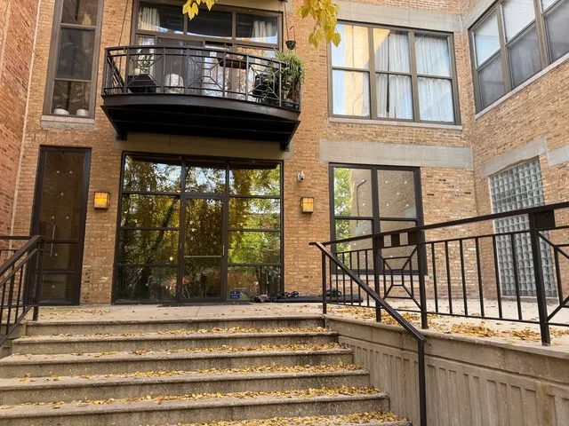 $3,400 | 1330 West Monroe Street, Unit 415, Chicago, IL 60607