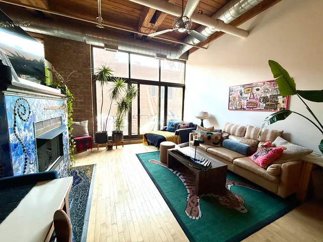 $3,400 | 1330 West Monroe Street, Unit 415, Chicago, IL 60607