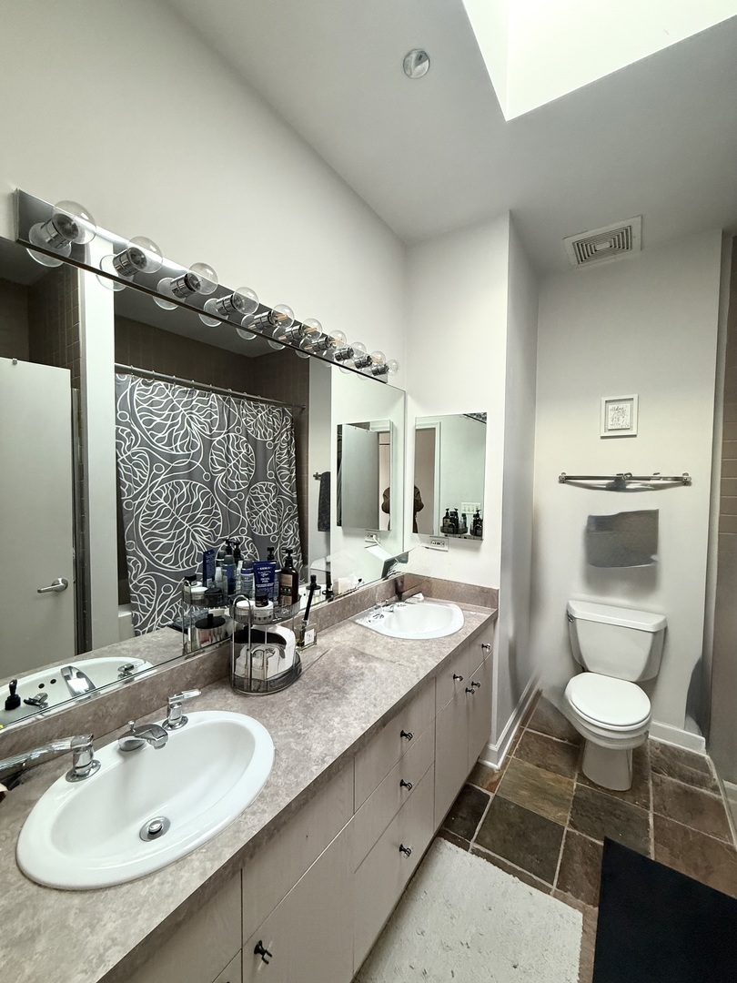 1330 West Monroe Street, Unit 415 Chicago, IL 60607 - Photo 10 of 13