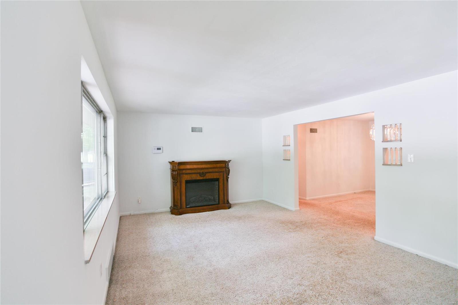 1132 Reavis Barracks Road St. Louis, MO 63125 - Photo 11 of 36 Gallery Image 11