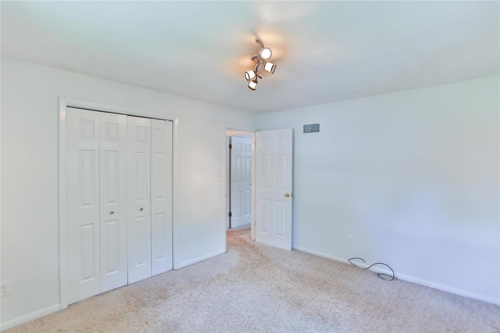 1132 Reavis Barracks Road St. Louis, MO 63125 - Photo 25 of 36 Gallery Image 25