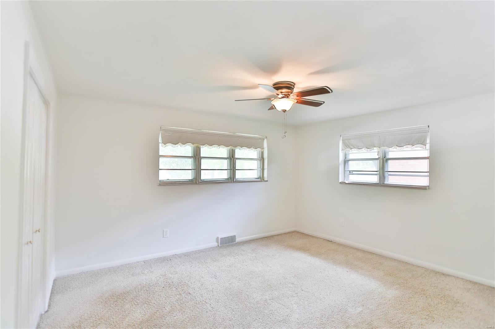 1132 Reavis Barracks Road St. Louis, MO 63125 - Photo 26 of 36 Gallery Image 26