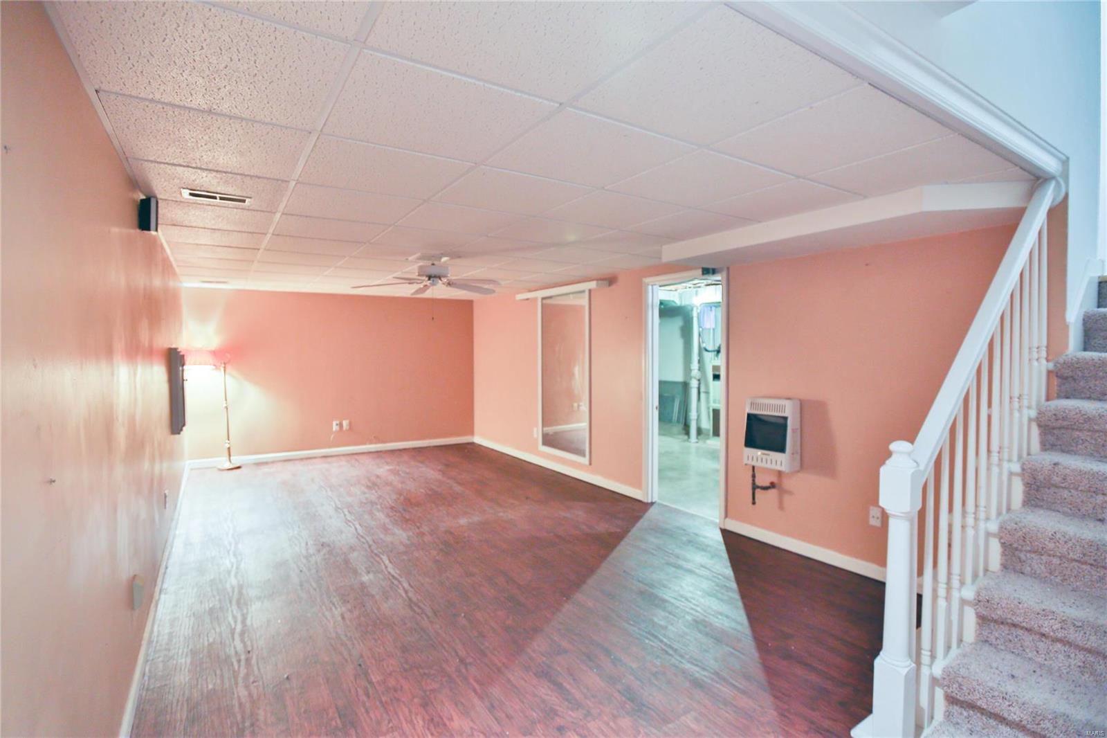 1132 Reavis Barracks Road St. Louis, MO 63125 - Photo 30 of 36 Gallery Image 30