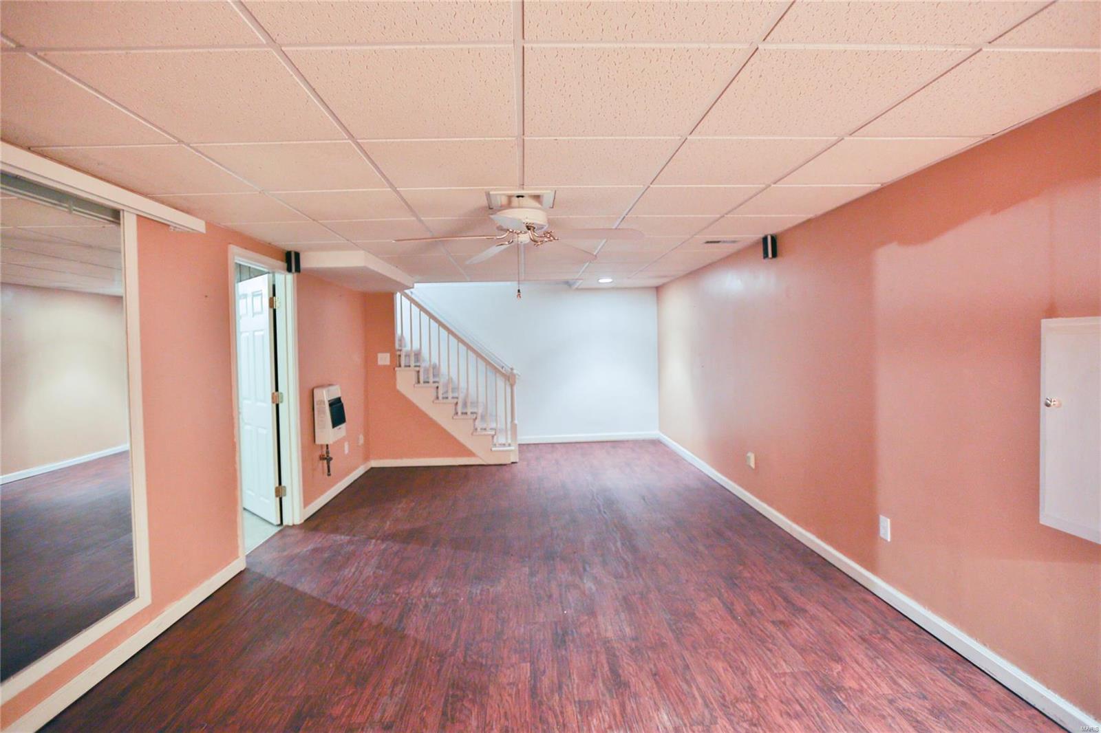 1132 Reavis Barracks Road St. Louis, MO 63125 - Photo 31 of 36 Gallery Image 31