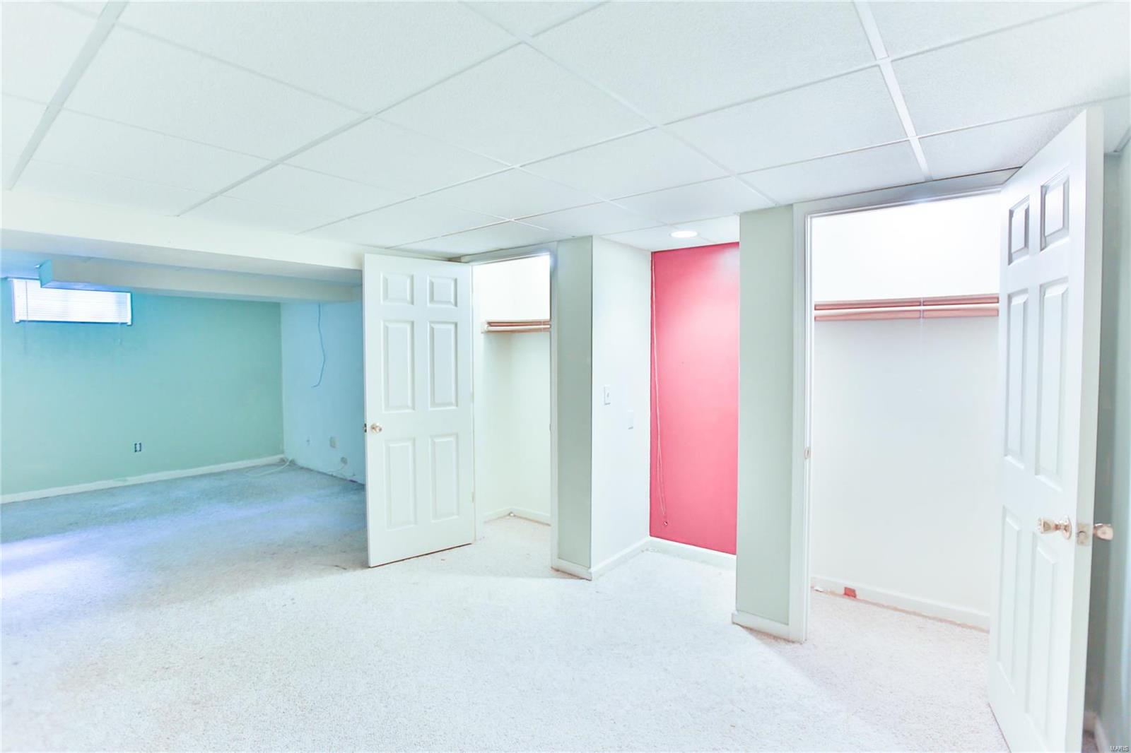 1132 Reavis Barracks Road St. Louis, MO 63125 - Photo 34 of 36 Gallery Image 34