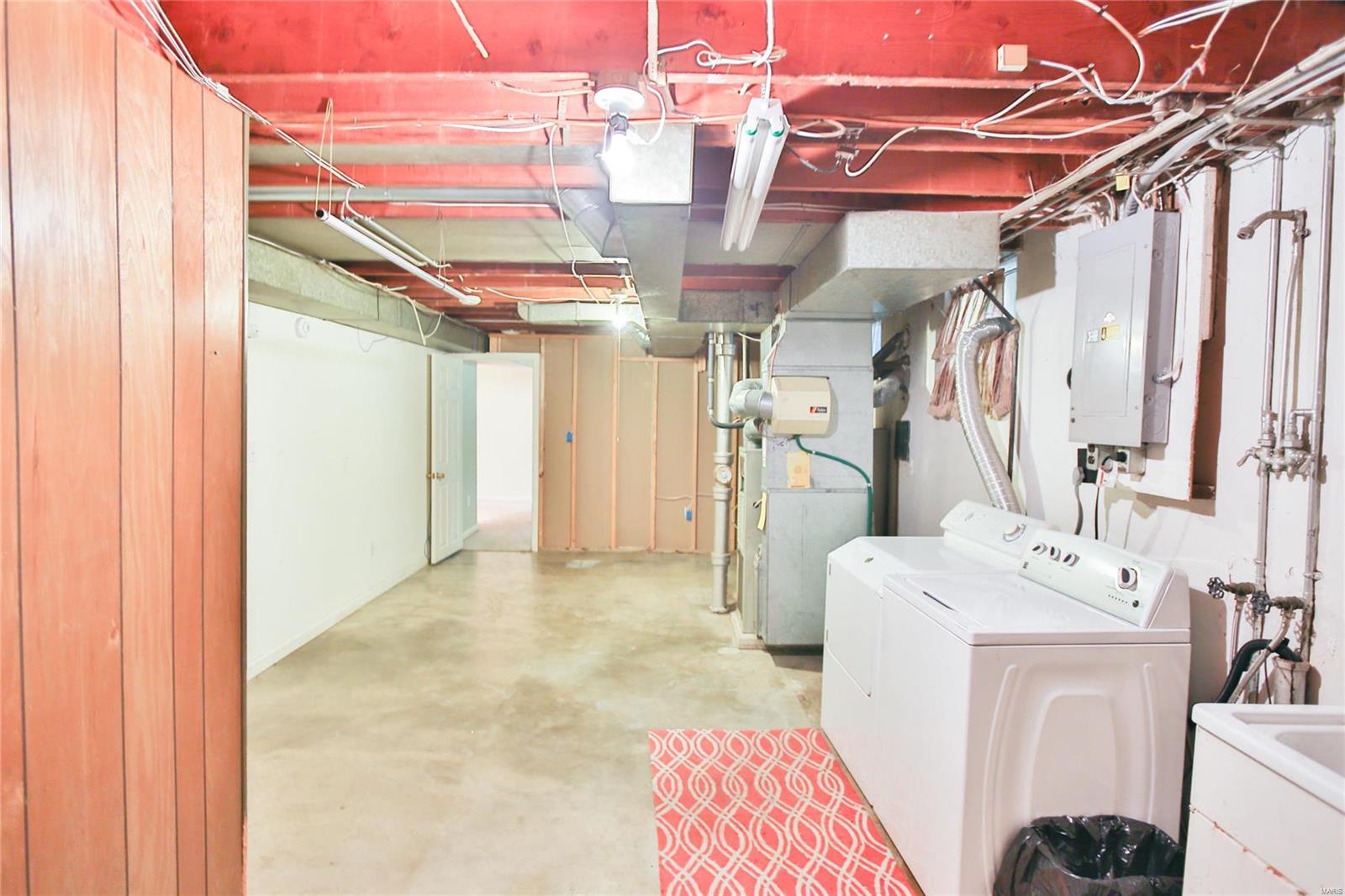1132 Reavis Barracks Road St. Louis, MO 63125 - Photo 35 of 36 Gallery Image 35