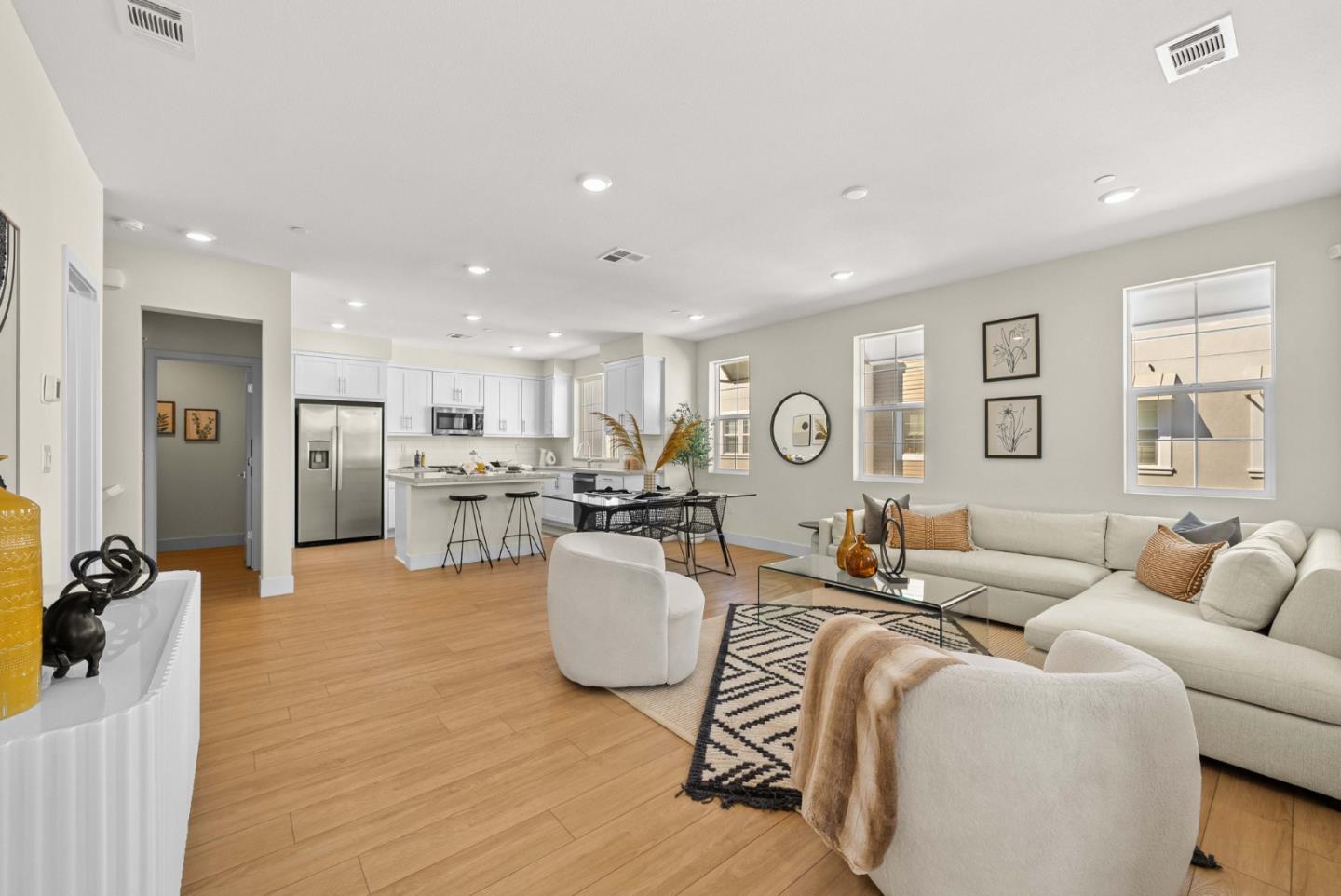 37512 Bowline Road Newark, CA 94560 - Photo 11 of 36 Gallery Image 11