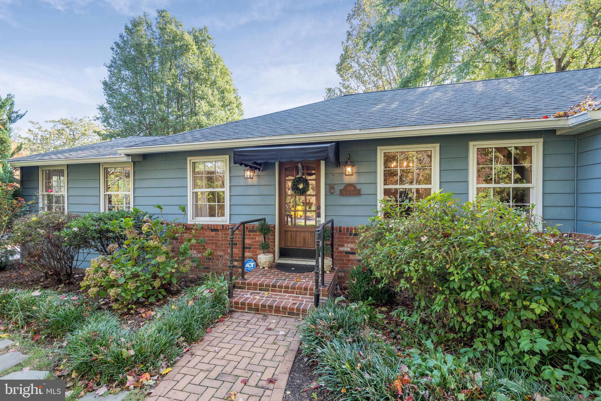 709 Black Forest Road Annapolis, MD 21409 - Photo 11 of 49 Professional landscaping