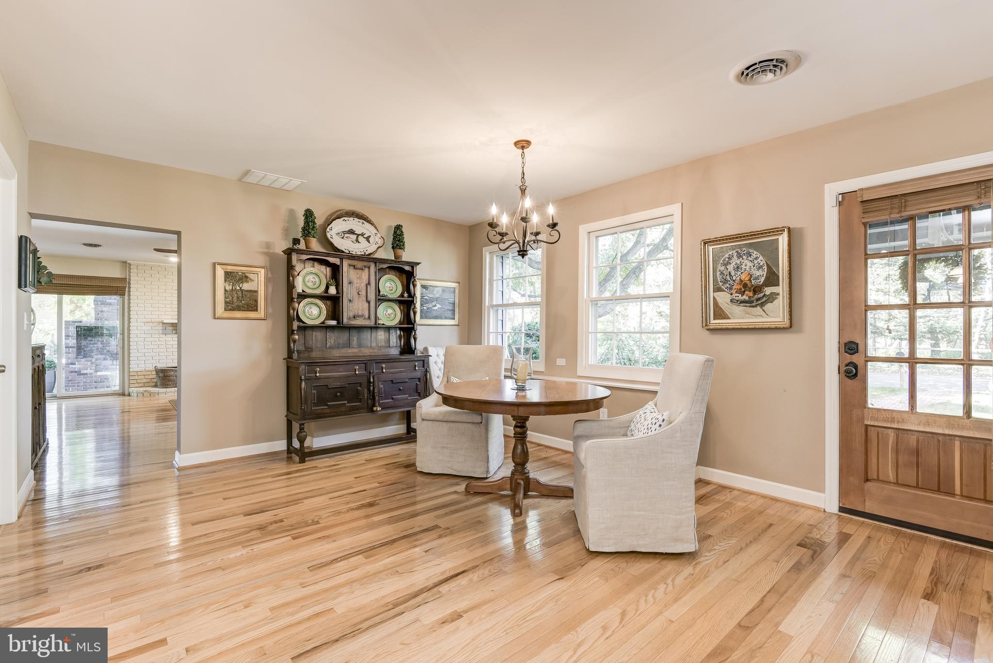 709 Black Forest Road Annapolis, MD 21409 - Photo 19 of 49 Foyer opens to dining