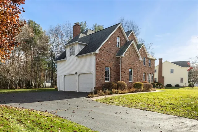 $649,900 | 161 Wild Flower Circle, Westfield, MA 01085