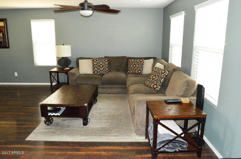 2232 South Buckaroo Trail Gilbert, AZ 85295 - Photo 2 of 20 Living room
