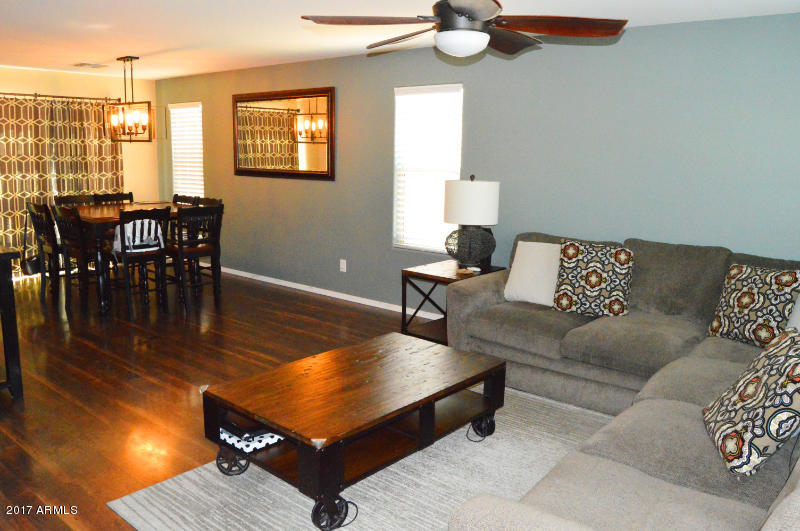 2232 South Buckaroo Trail Gilbert, AZ 85295 - Photo 5 of 20 Livingroom (3)