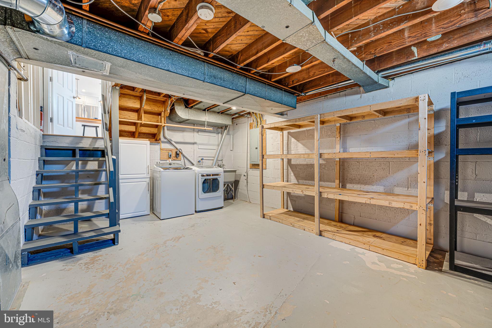 1122 Waynewood Boulevard Alexandria, VA 22308 - Photo 33 of 51 a view of a storage & utility room