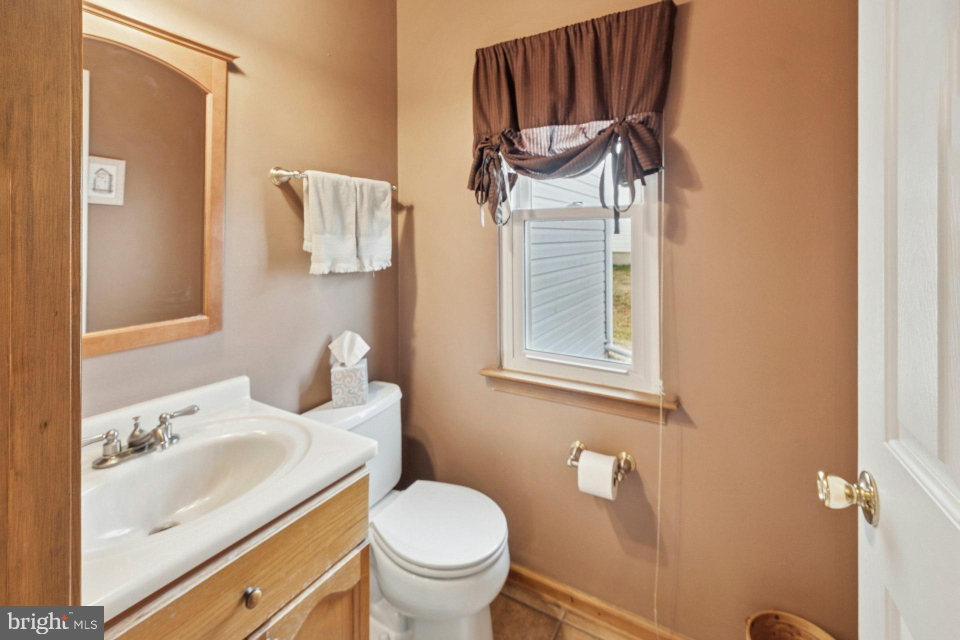 4963 Cabin Run Road Pipersville, PA 18947 - Photo 15 of 39 Gallery Image 15