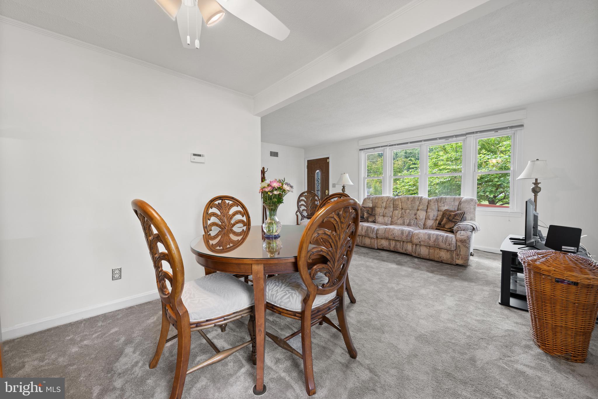 6304 Woodley Road Clinton, MD 20735 - Photo 4 of 32