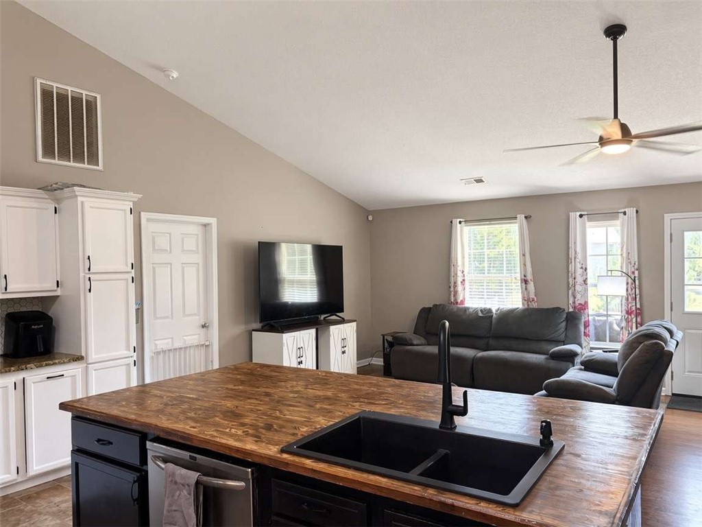 1237 Massey Road Pendleton, SC 29670 - Photo 19 of 25 Gallery Image 19