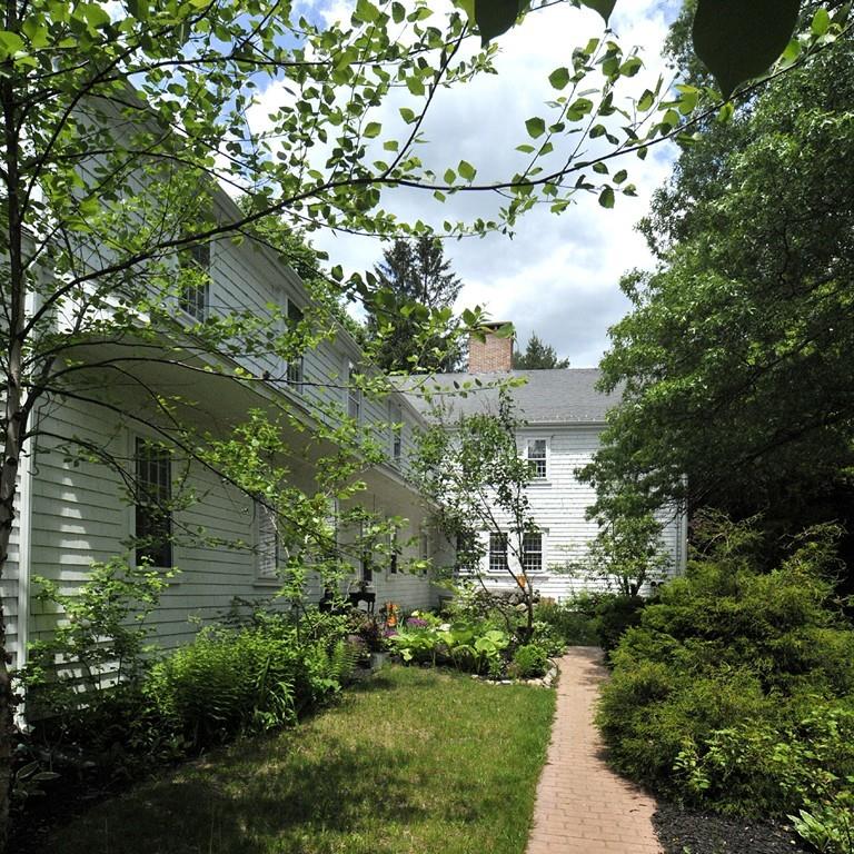 336 Broadway Hanover, MA 02339 - Photo 2 of 32