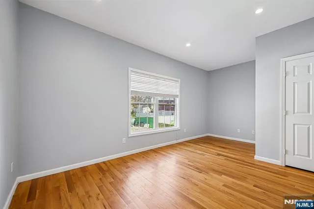 $925,000 | 80 West 18th Street, Weehawken, NJ 07086