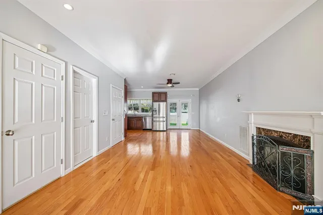 $925,000 | 80 West 18th Street, Weehawken, NJ 07086