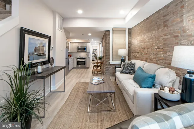 $1,700 | 343 Scott Street, Unit 2, Baltimore, MD 21230