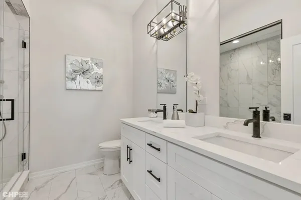 $2,700 | 5434 South Michigan Avenue, Unit 2, Chicago, IL 60615
