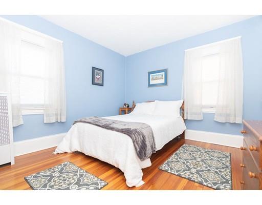 54 Gillette Avenue Springfield, MA 01118 - Photo 15 of 20 Gallery Image 15