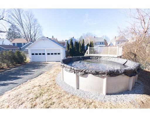 54 Gillette Avenue Springfield, MA 01118 - Photo 4 of 20 Gallery Image 4