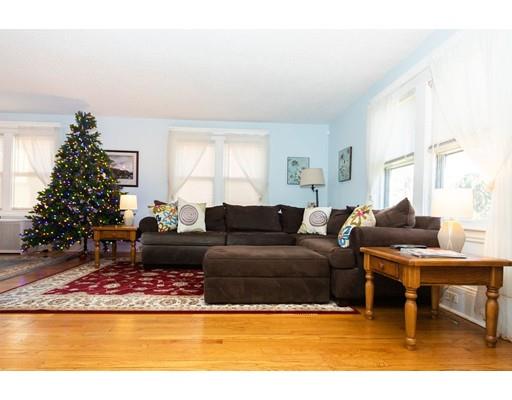 54 Gillette Avenue Springfield, MA 01118 - Photo 7 of 20 Gallery Image 7
