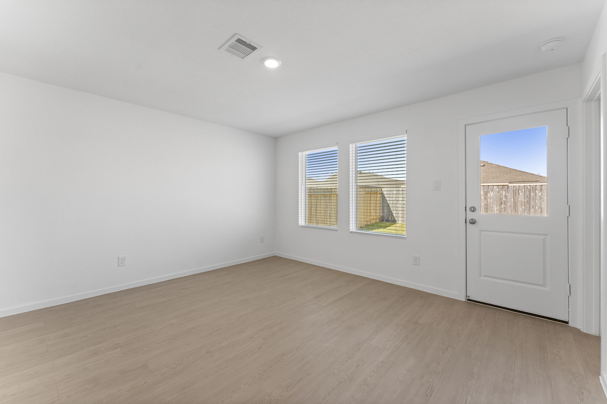 25392 Carnation Court Montgomery, TX 77316 - Photo 15 of 31 an empty room with windows