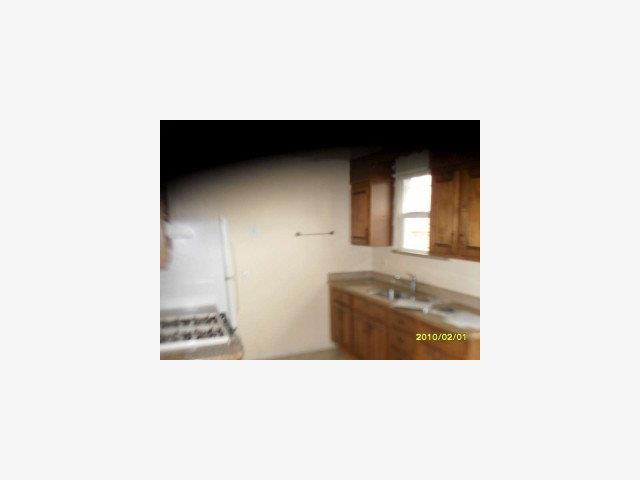 9866 Koford Road Oakland, CA 94603 - Photo 4 of 7 Gallery Image 4