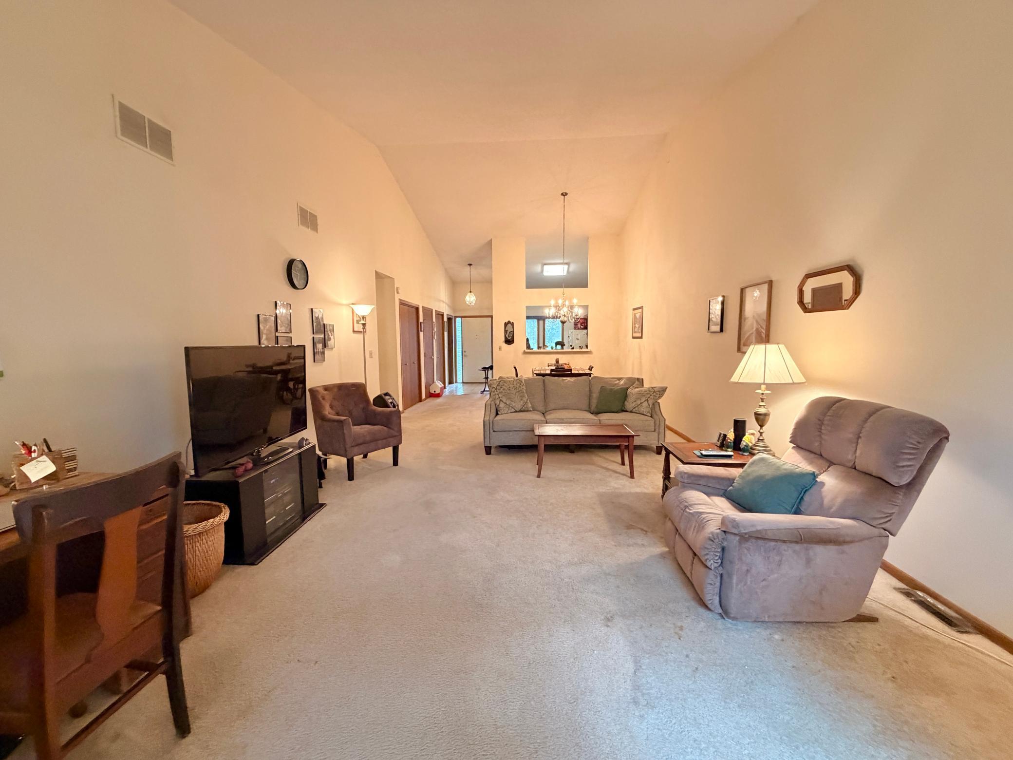 1636 6th Avenue Southwest, Unit 20 Rochester, MN 55902 - Photo 5 of 38