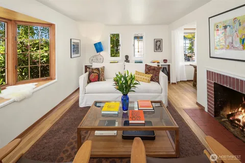 $1,175,000 | 5106 47th Avenue Northeast, Seattle, WA 98105